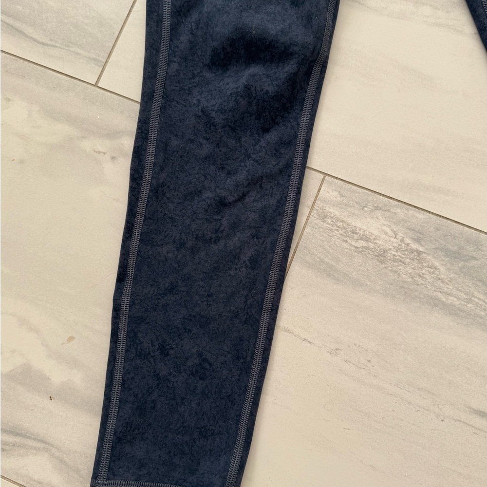 Vuori Pace High Rise Dark Blue Leggings - Picture 6 of 7